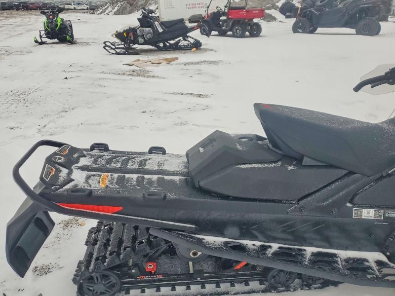 2023 Skidoo 2023 Skidoo Renegade