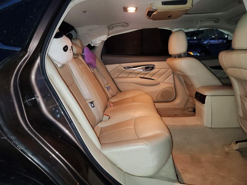 2015 Infiniti Q70 3.7