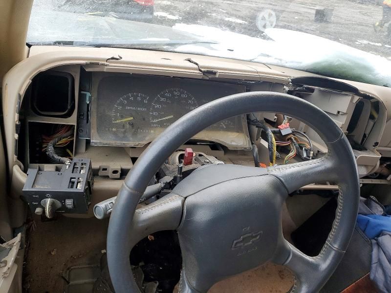 1998 Chevrolet Gmt-400 K1500