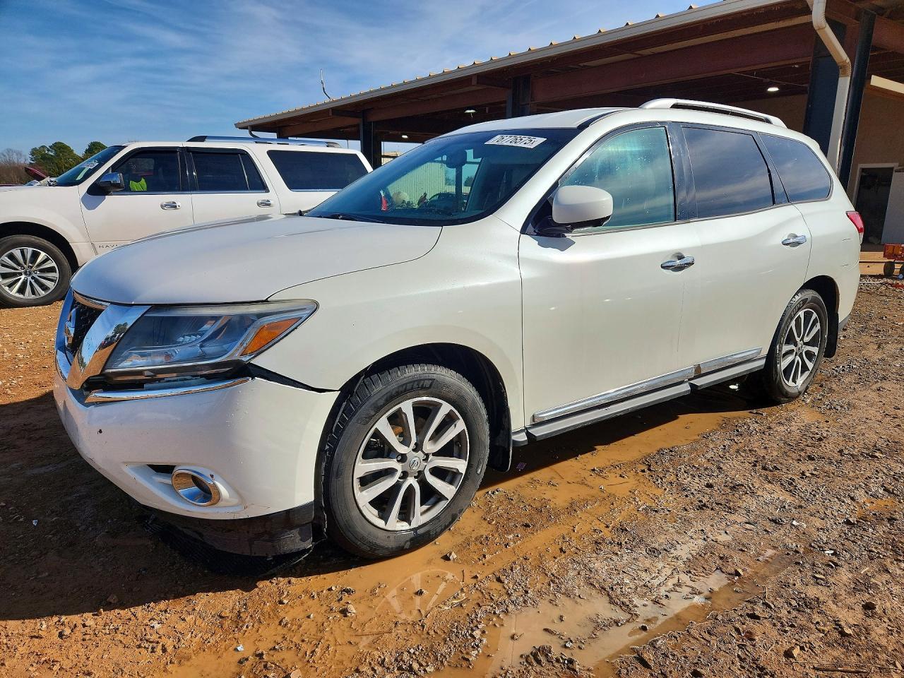 2016 Nissan Pathfinder s