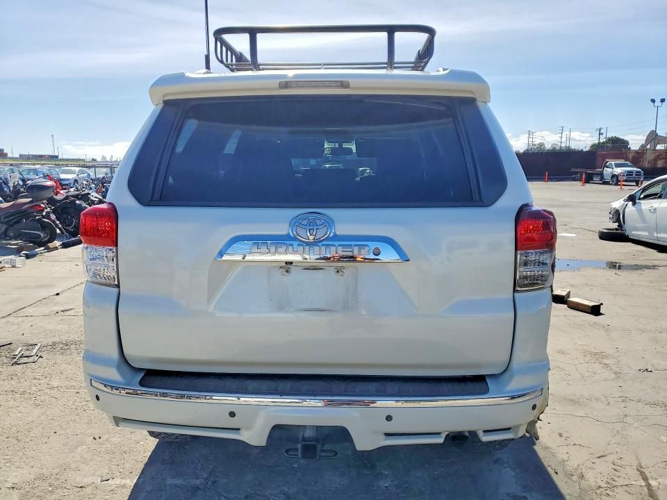 2012 Toyota 4runner SR5