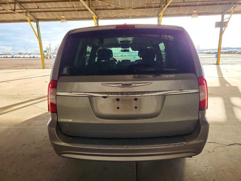 2014 Chrysler Town & Country Touring