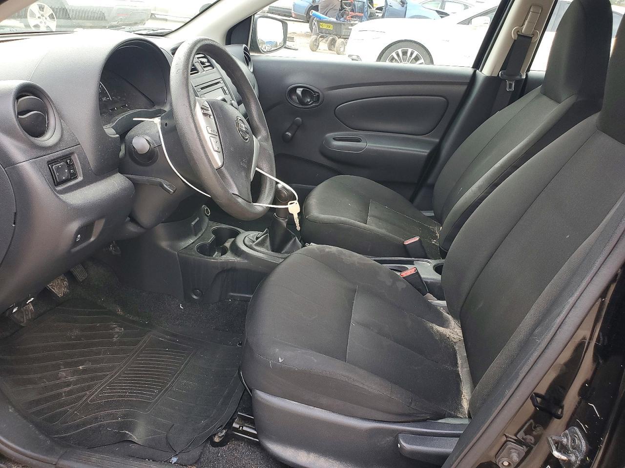 2017 Nissan Versa 1.6 s