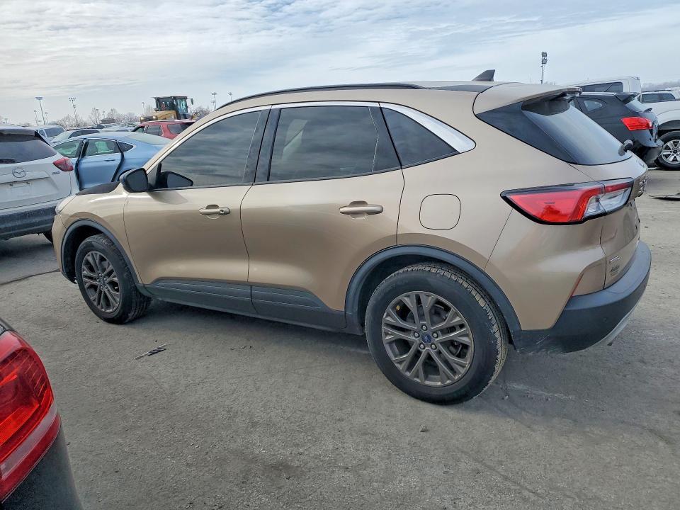 2021 Ford Escape sel