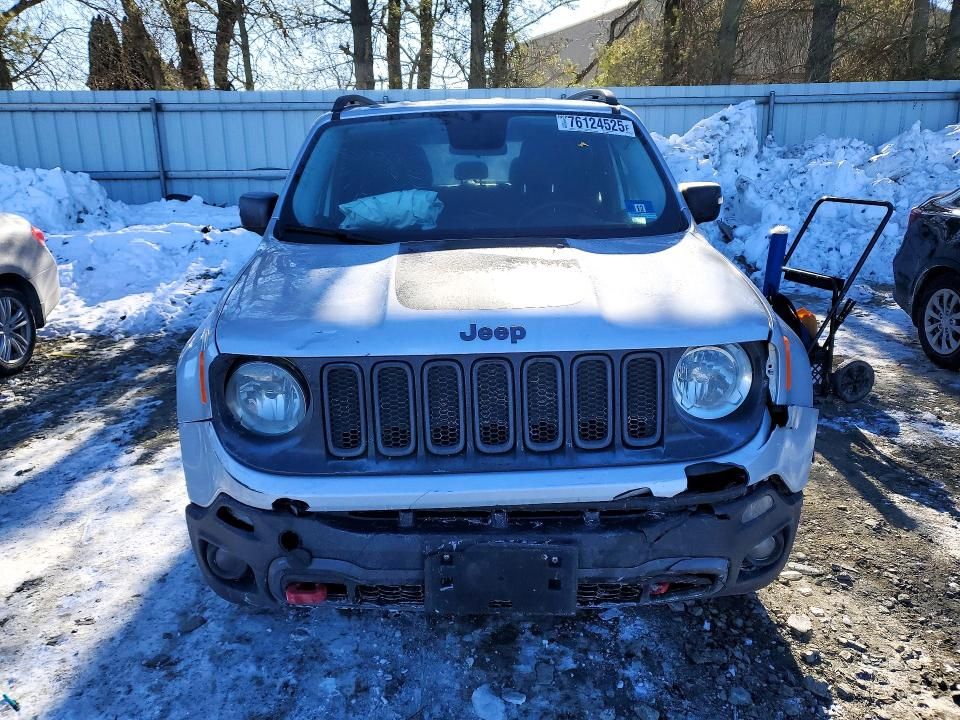 2016 Jeep Renegade Trailhawk