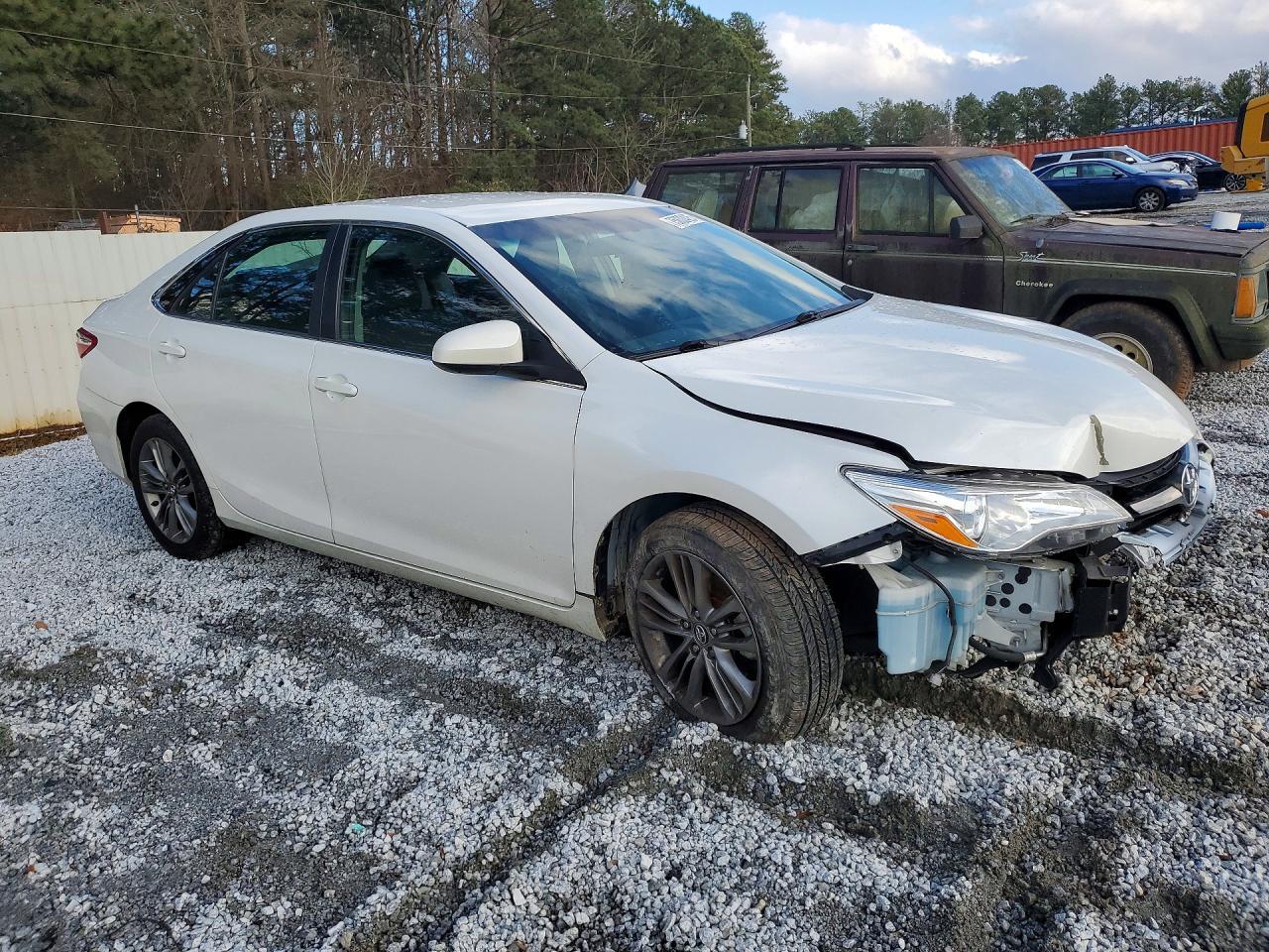 2017 Toyota Camry le