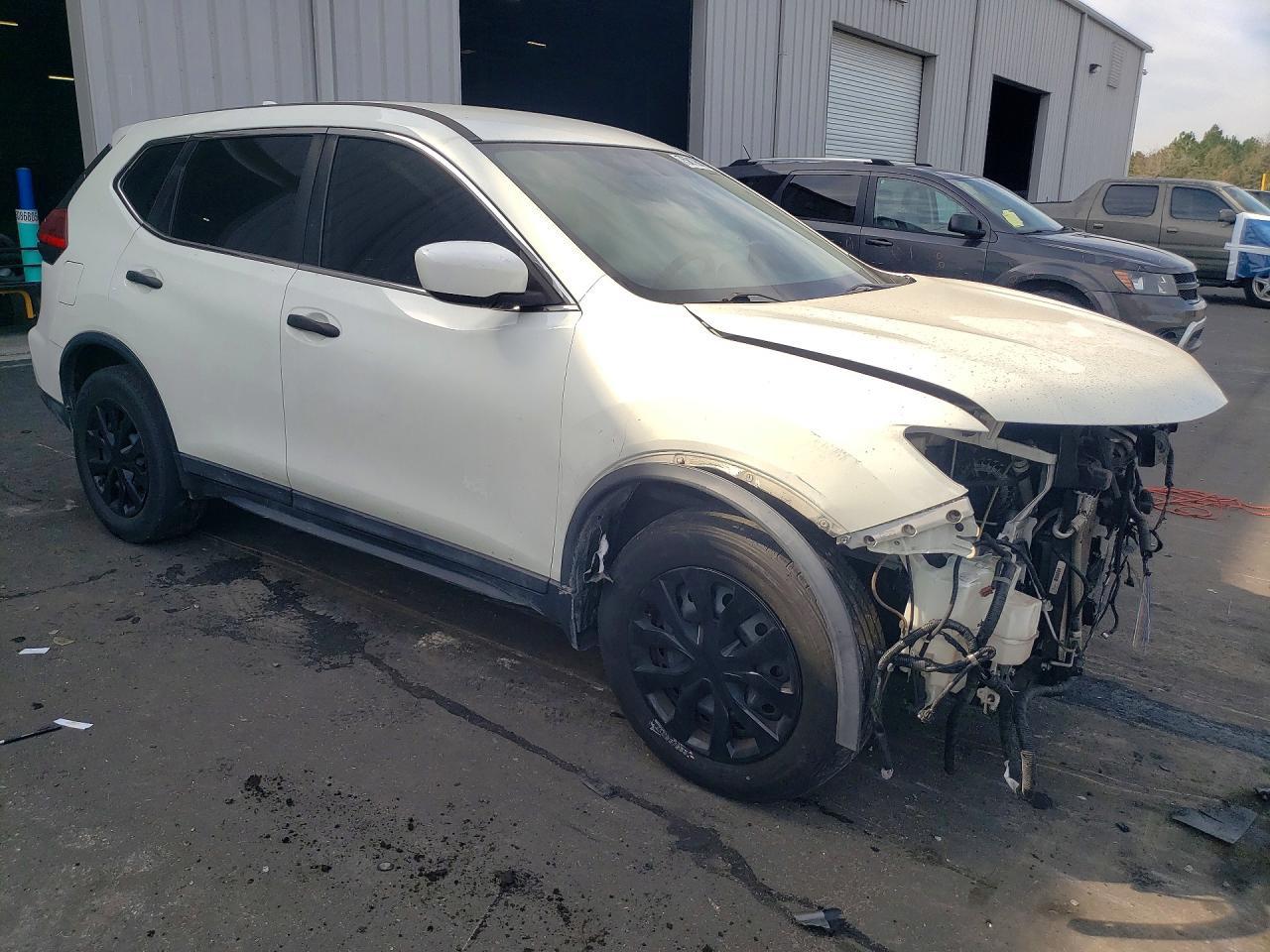 2017 Niss Rogue