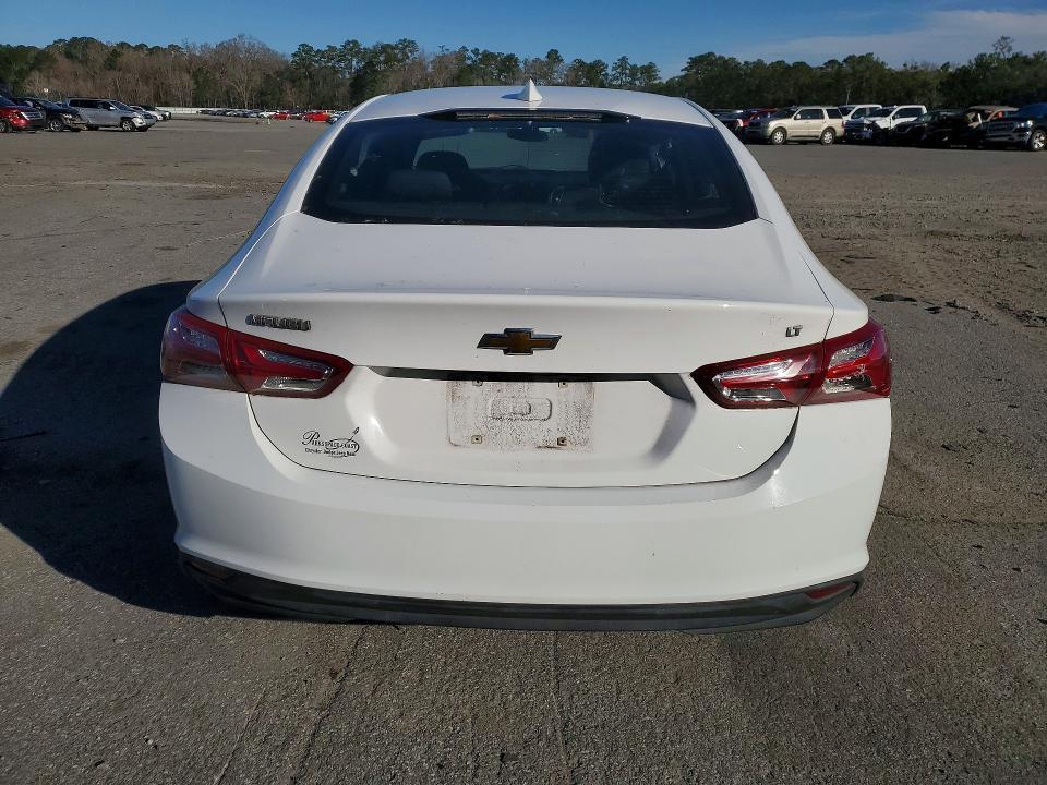 2020 Chev Malibu lt