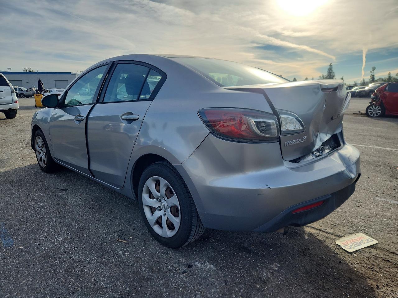2011 Mazda 3 I