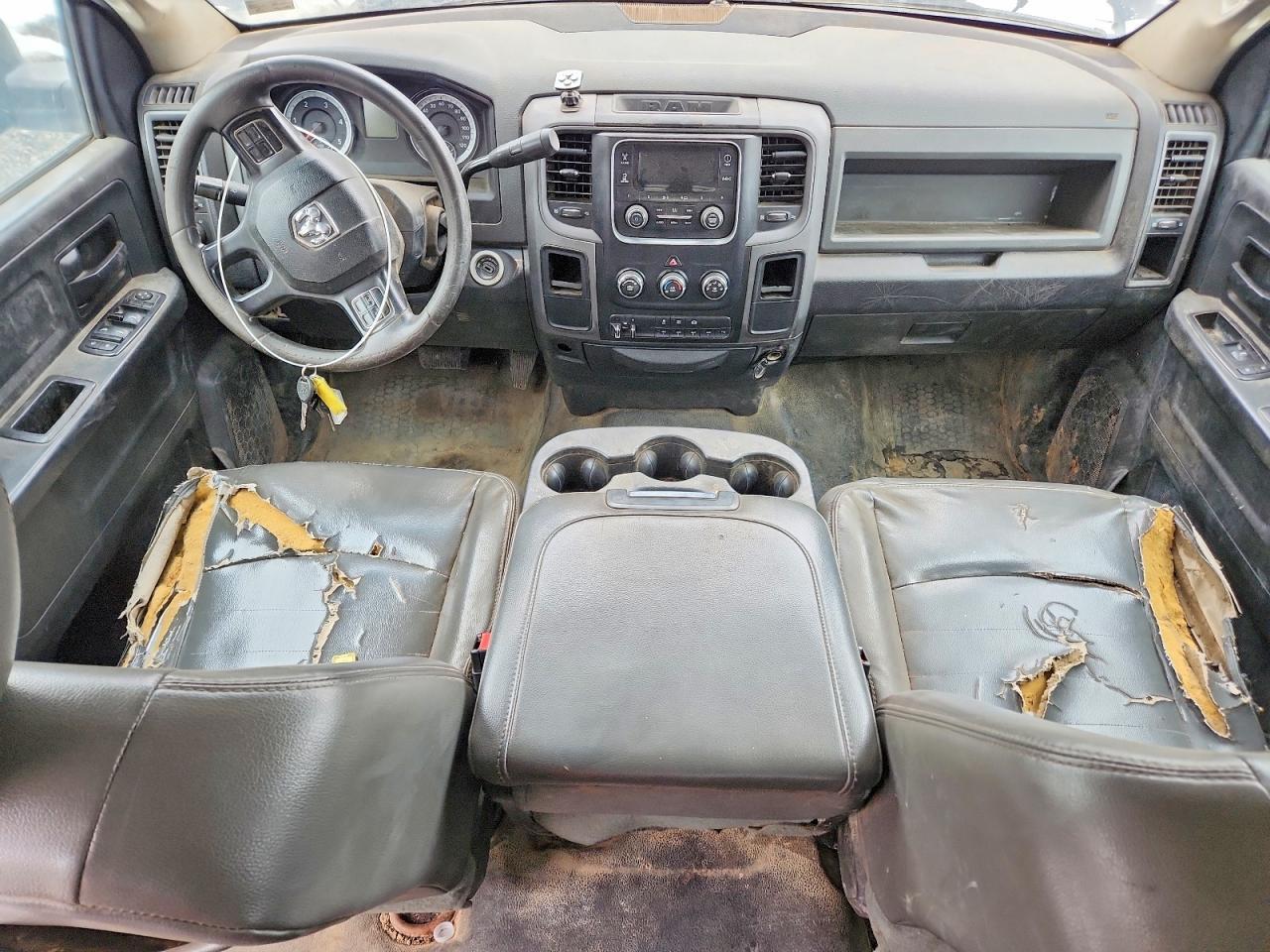 2014 Dodge RAM 3500 Flatbed Truck