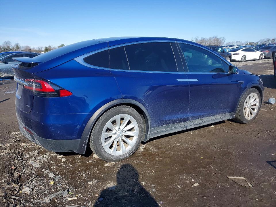 2017 Tesla Model x