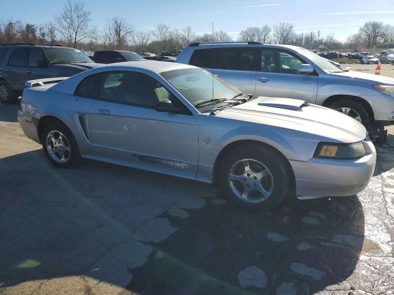 2003 Ford Mustang