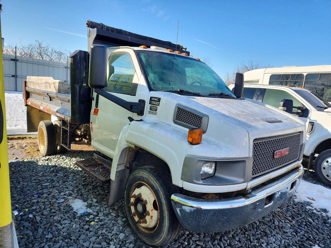 2005 GMC C5500 Dump Truck