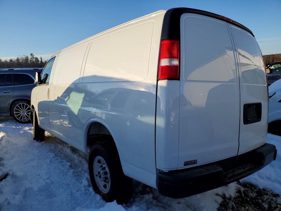 2025 GMC Savana 2500 Cargo Utility / Service van