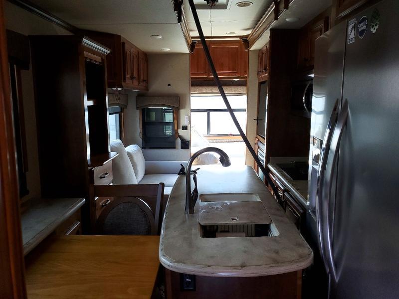 2016 Heartland Landmark-Camper