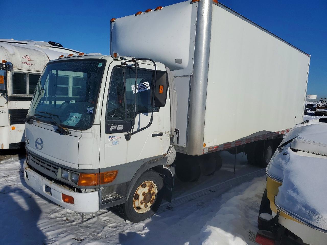 2004 Hino FB FB1817-BOX Truck