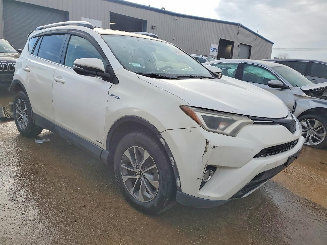 2016 Toyota Rav4 hv xle