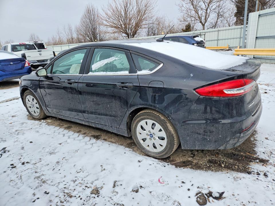 2019 Ford Fusion s