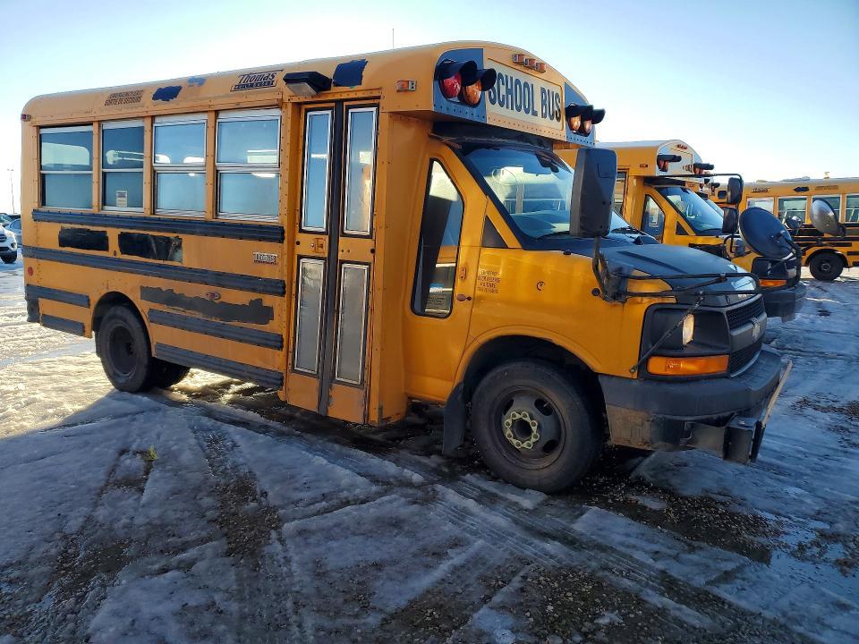 2010 Chev 2010 Thomas Minotour G3500 School bus