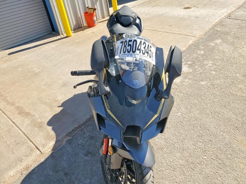 2023 Kawasaki ZX1002 M