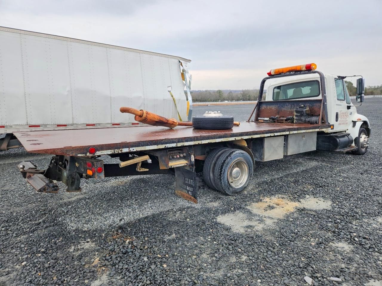 2002 International 4300 Rollback TOW Truck