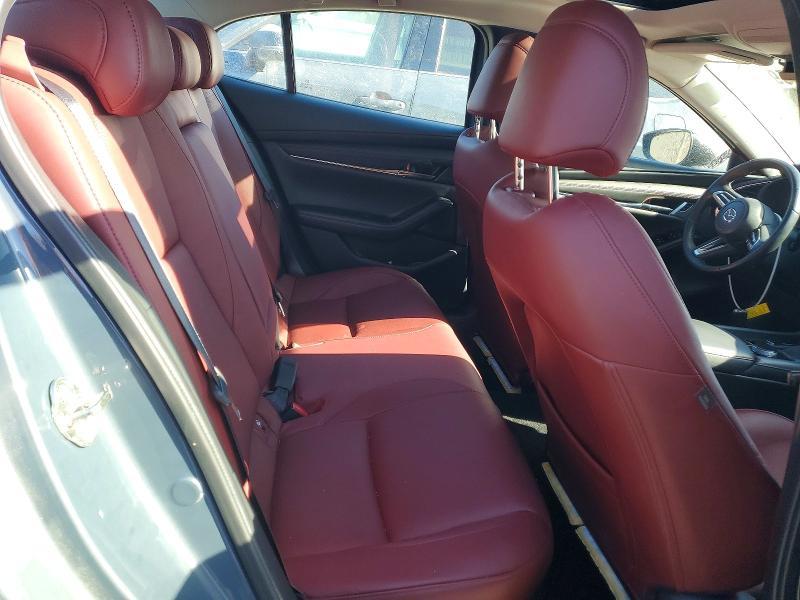 2023 Mazda 3 Preferred