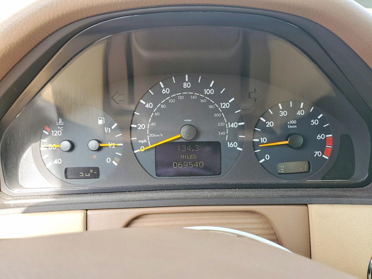 2001 Mercedes-Benz E 320 4matic