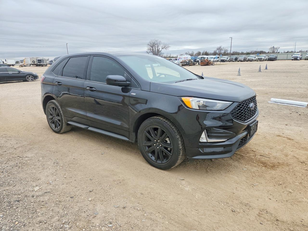 2022 Ford Edge sel