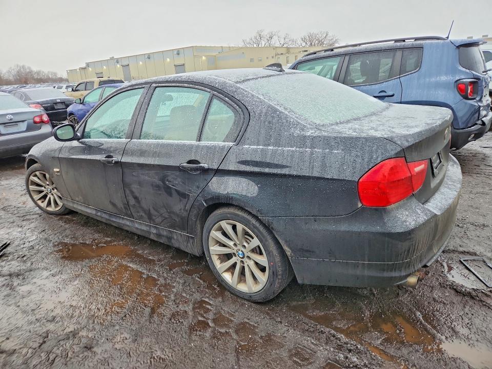 2011 BMW 328 xi Sulev