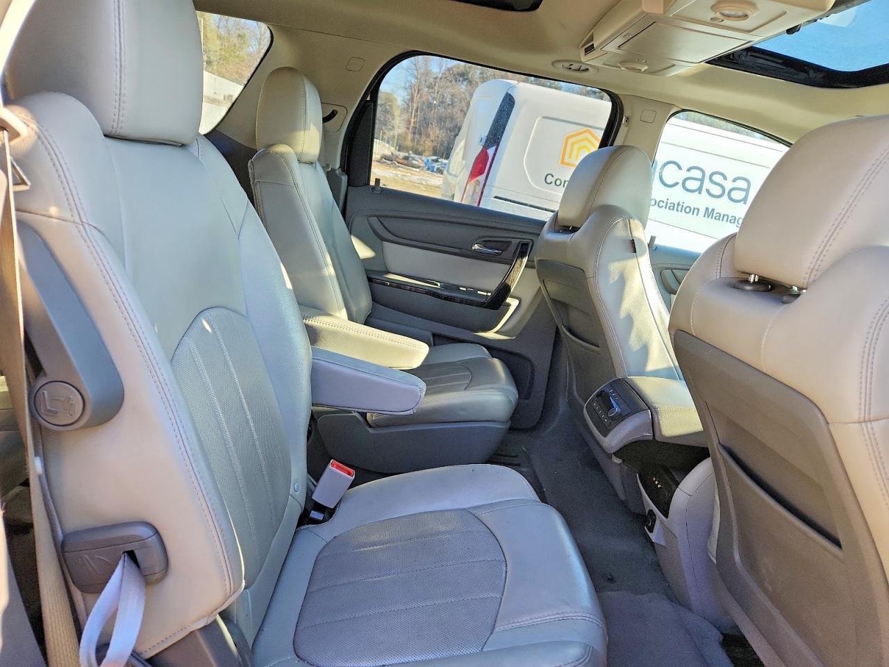 2017 GMC Acadia Limited Slt-2
