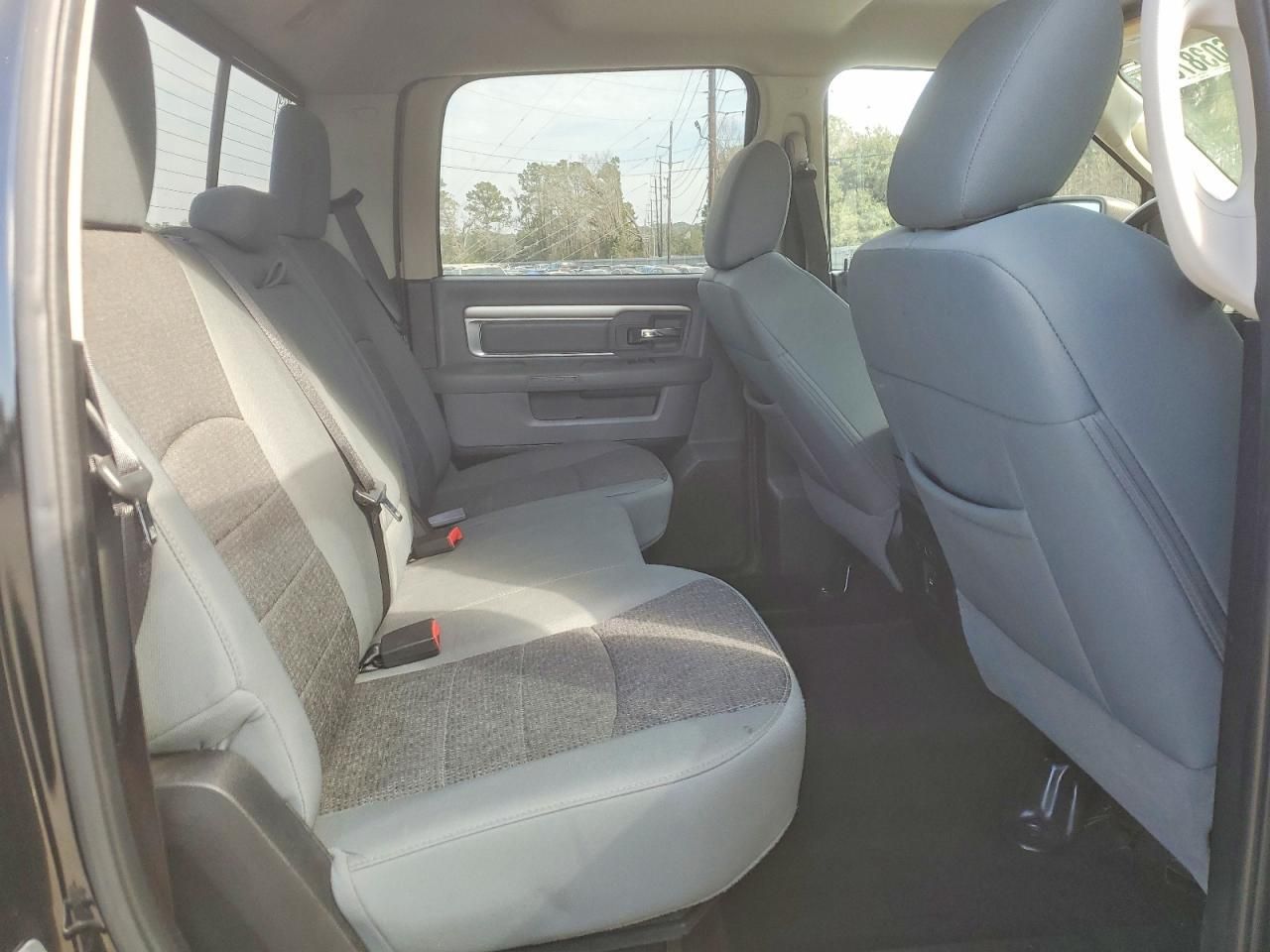 2014 Dodge Ram 1500 slt