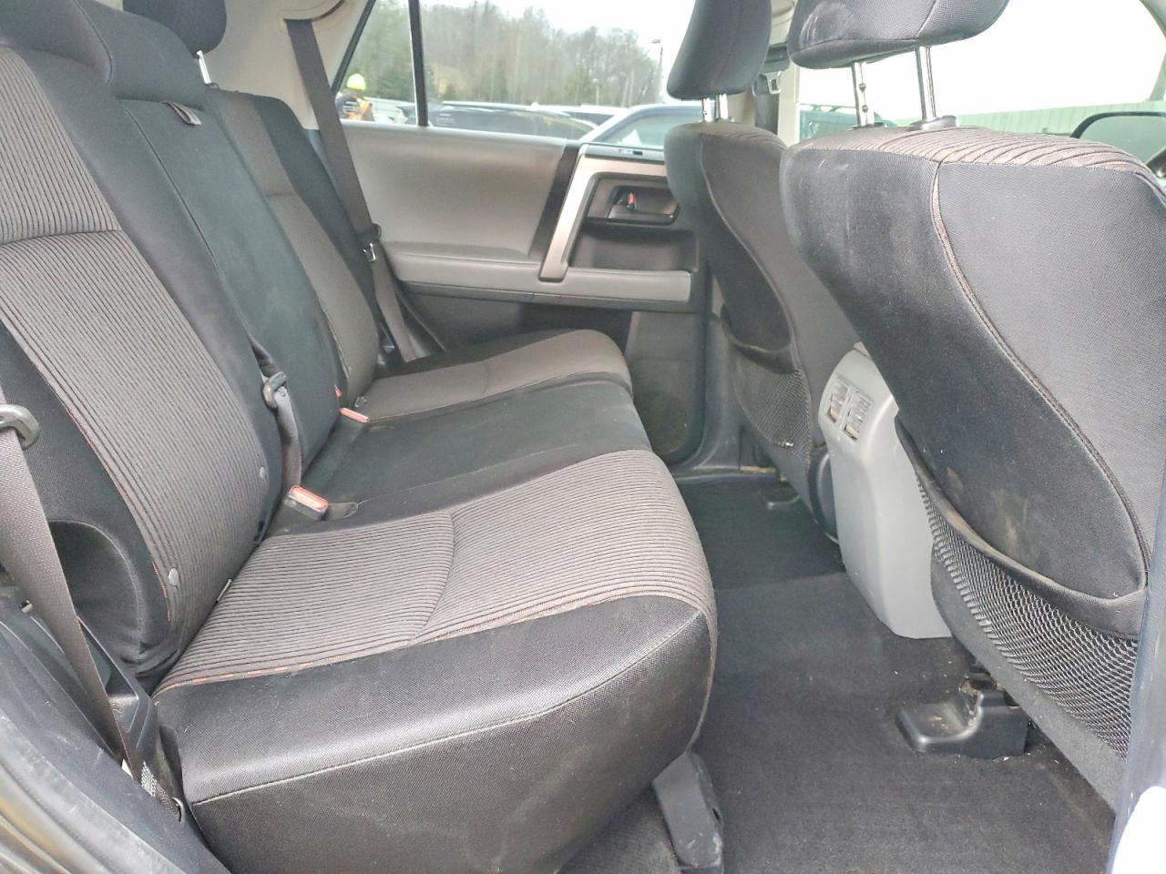 2011 Toyota 4runner SR5