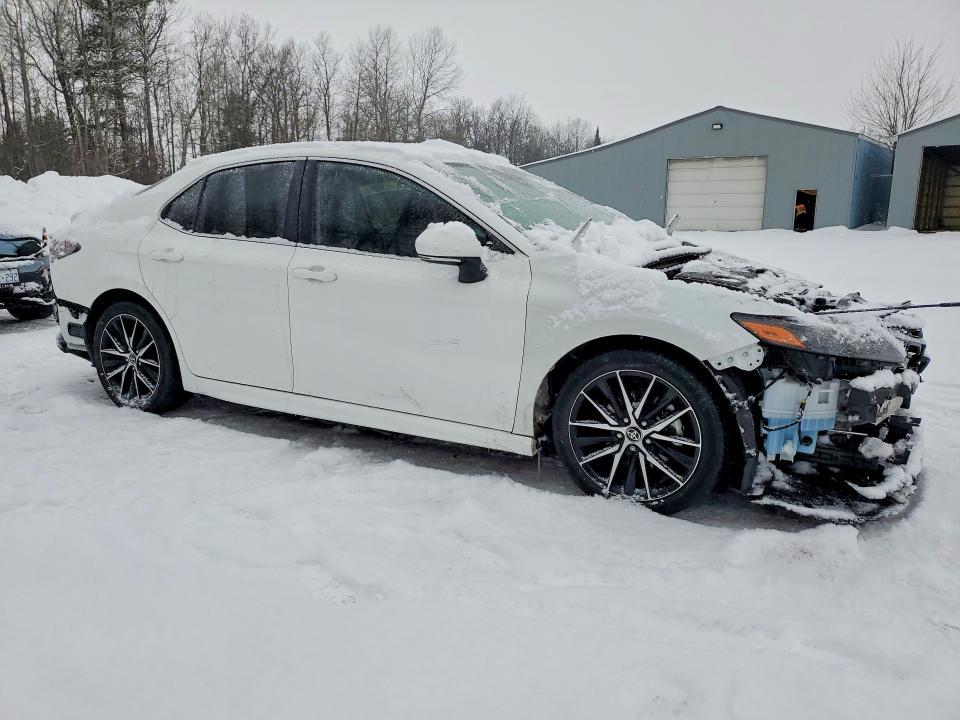 2024 Toyota Camry xle