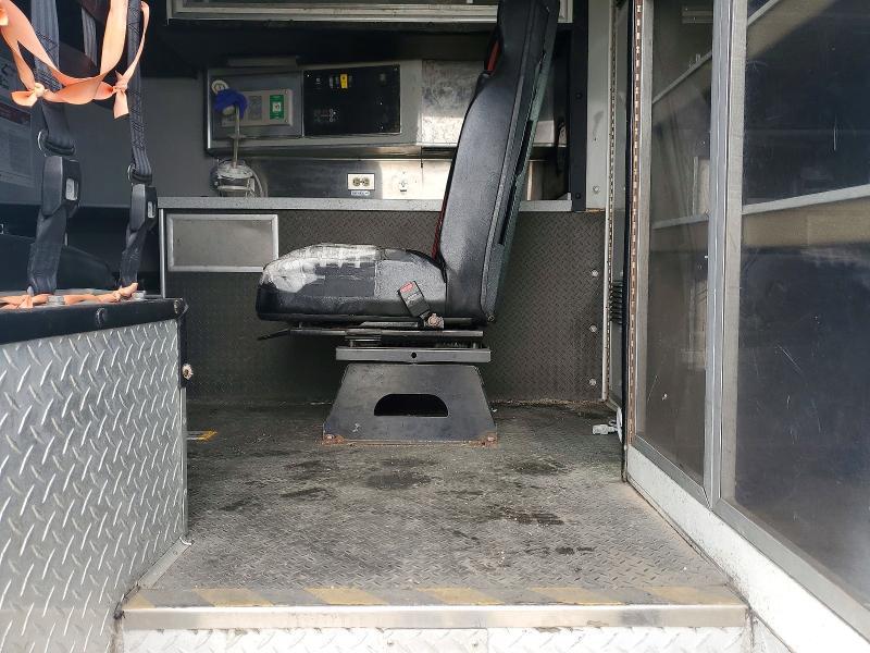 2019 Ford Econoline E450 Super Duty Cutaway Van