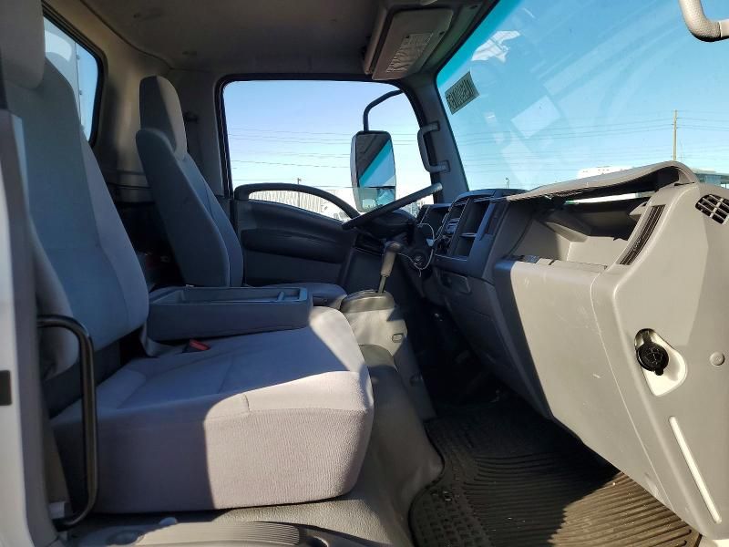 2018 Isuzu NPR HD BOX Truck
