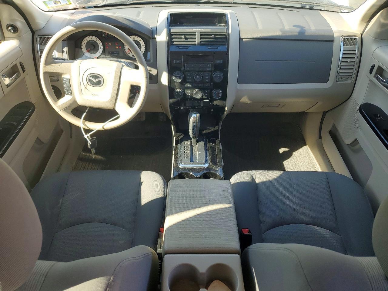 2008 Mazda Tribute i