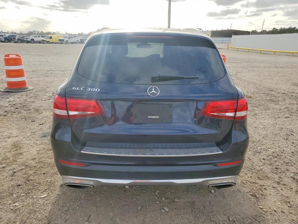 2017 Mercedes-Benz Glc 300