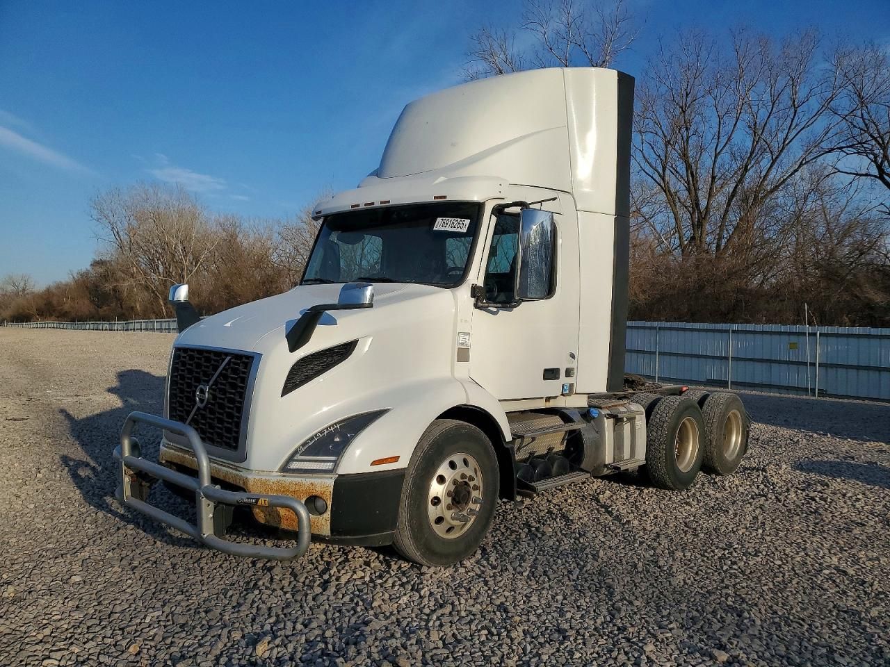 2020 Volvo VNR Semi Truck