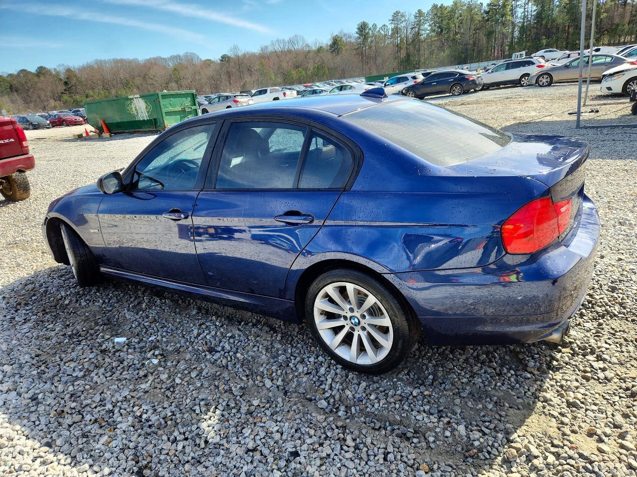 2011 BMW 328 i