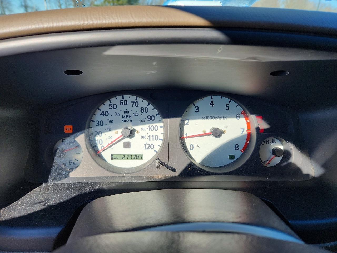 1999 Niss Pathfinder le