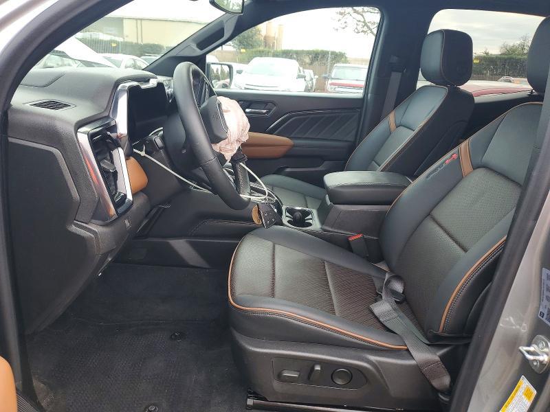 2025 GMC Canyon AT4