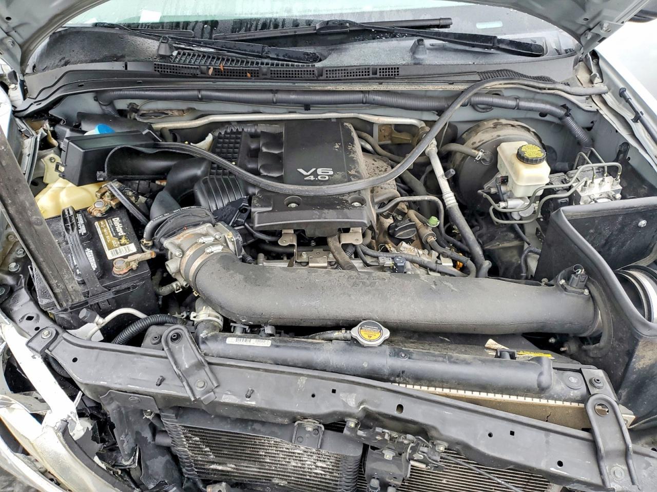 2016 Niss Frontier SV