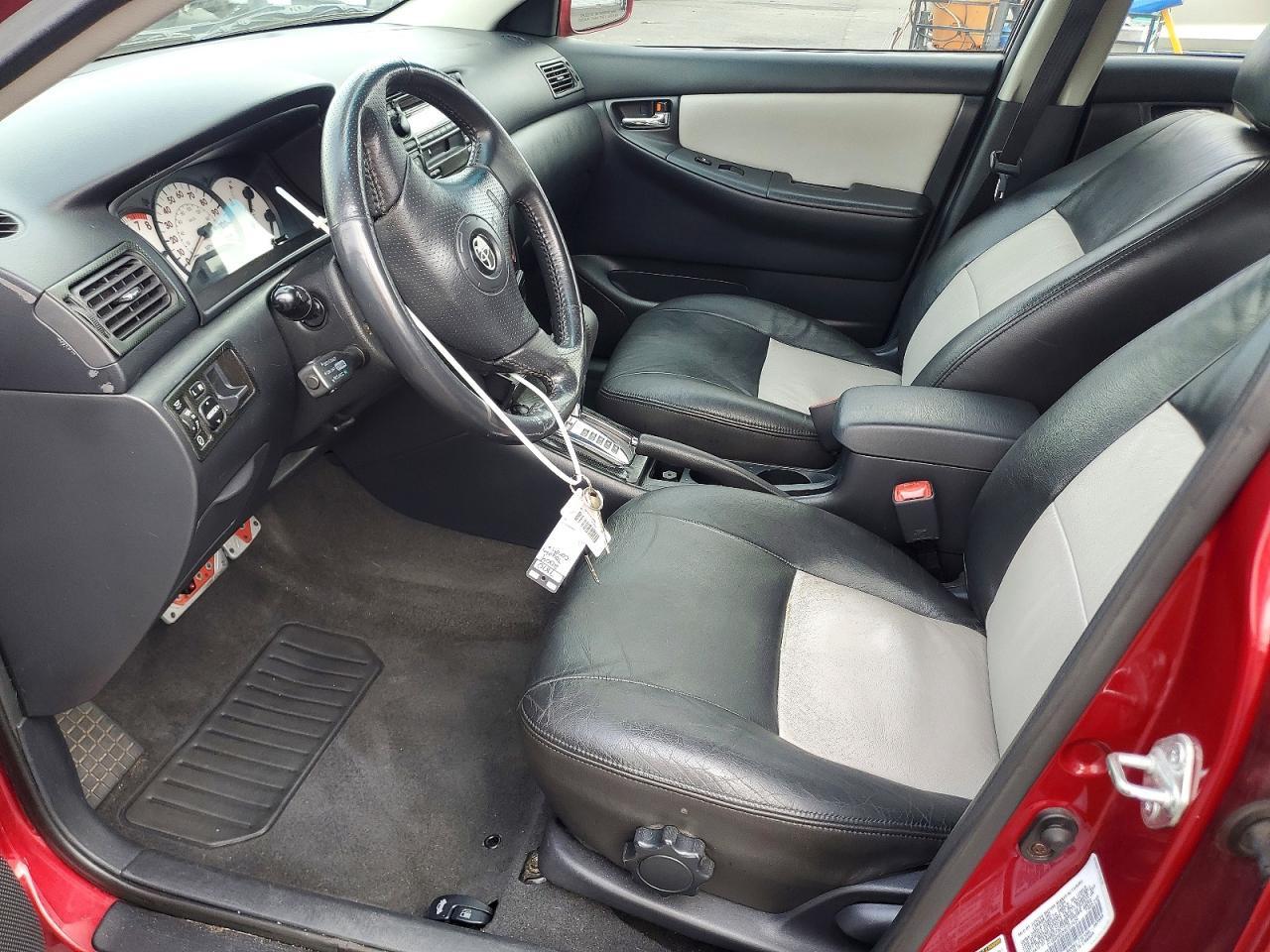 2004 Toyota Corolla ce