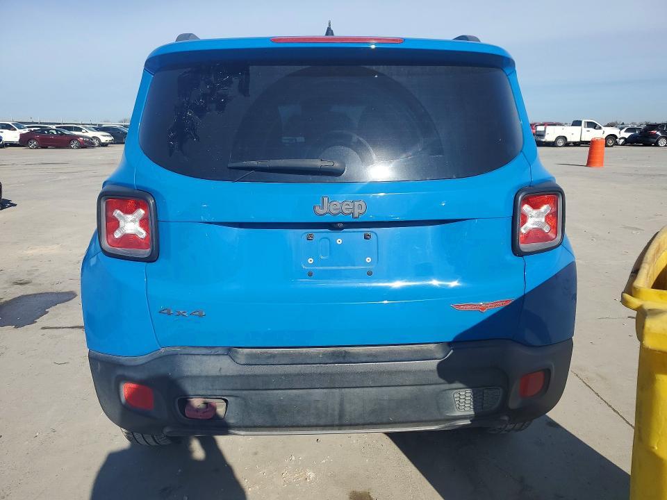 2015 Jeep Renegade Trailhawk