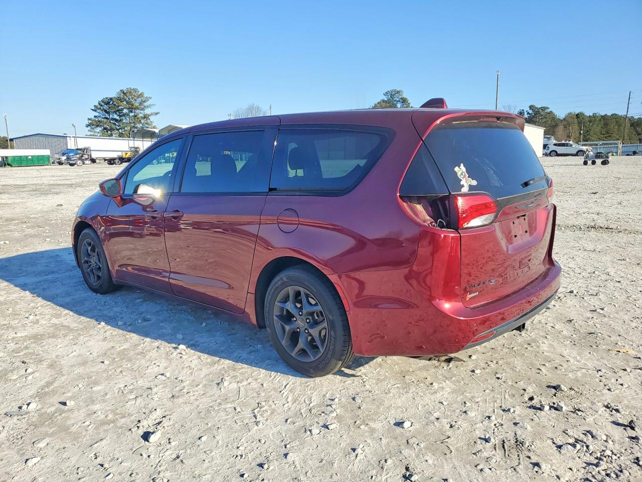 2020 Chrysler Pacifica Touring