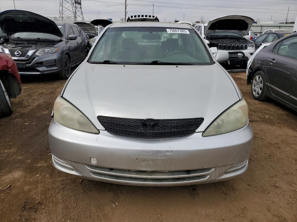 2002 Toyota Camry le