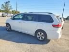2014 Toyota Sienna le