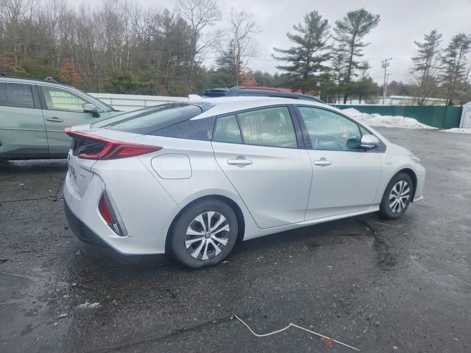 2020 Toyota Prius Prime le