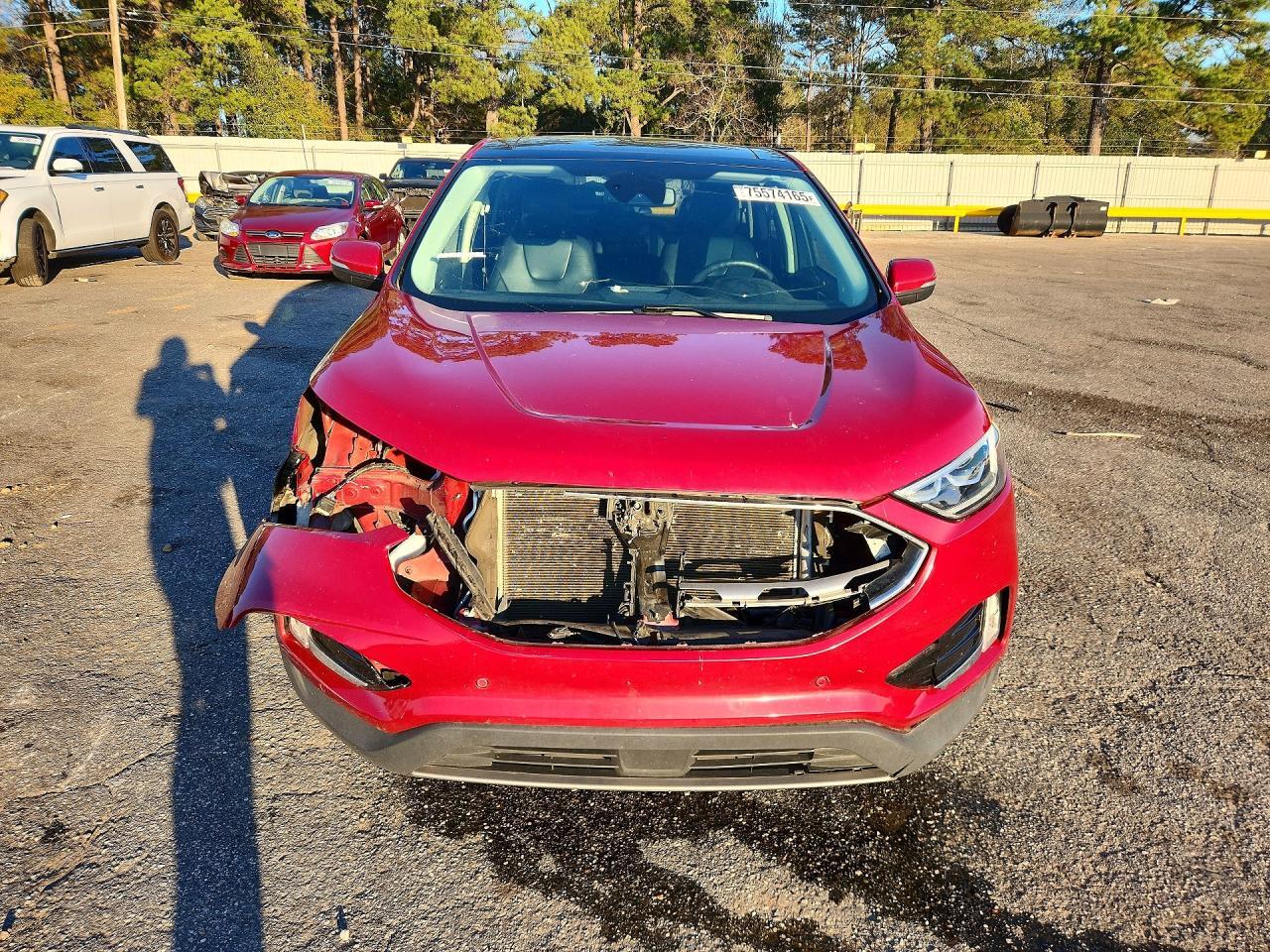 2020 Ford Edge Titanium