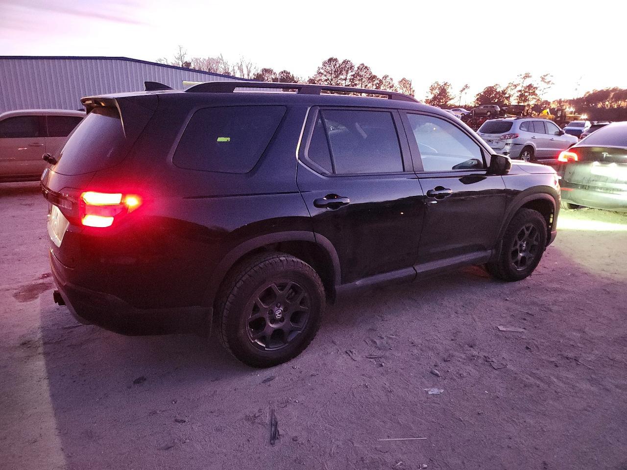 2025 Honda Pilot Trailsport